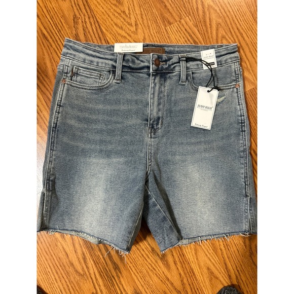 Judy Blue Pants - Judy Blue High Waist Denim Shorts Frayed Hem Light Wash Size L, New